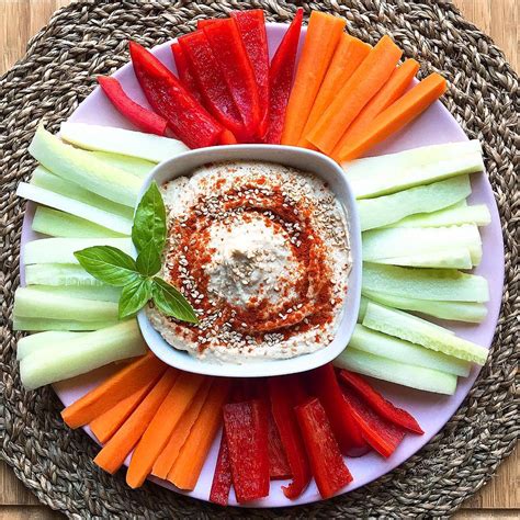 HUMMUS CON CRUDITES - COCINANDOMELAVIDA