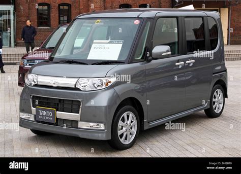 2008 Daihatsu Tanto Custom 01 Stock Photo - Alamy