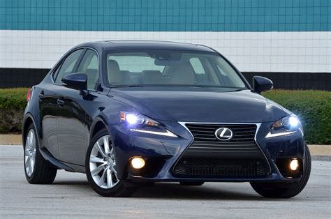 © Automotiveblogz: 2014 Lexus IS 350: Review Photos