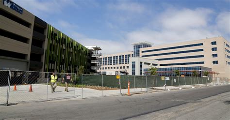 Ventura hospital project faces delays