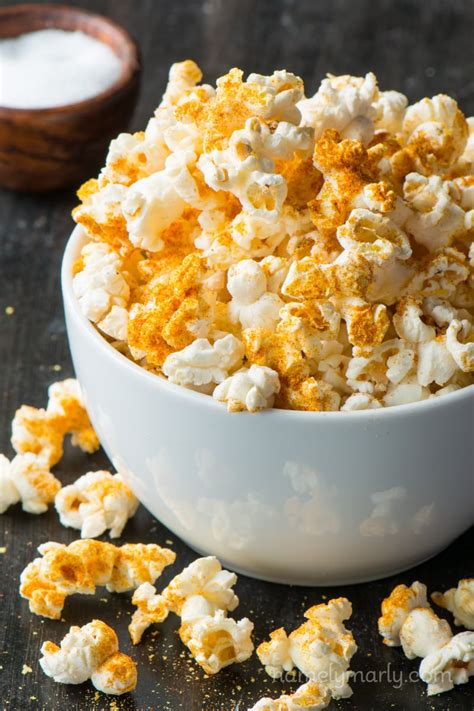 Vegan Cheesy Popcorn