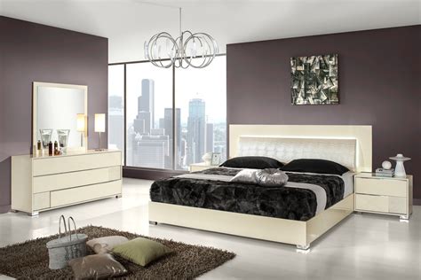 Modrest Grace Italian Modern Beige Bedroom Set Star Modern Furniture