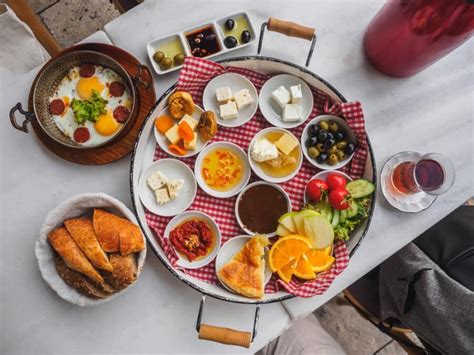 The Best Turkish Breakfast In Istanbul (& 13 Must-Try Foods)