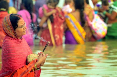 View Patna: Chhath Puja celebrated in Patna