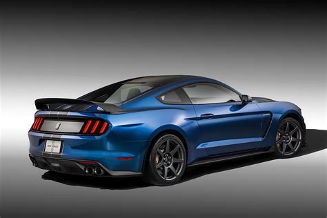 FORD Mustang Shelby GT350 Specs & Photos - 2015, 2016, 2017, 2018, 2019, 2020, 2021, 2022, 2023 ...