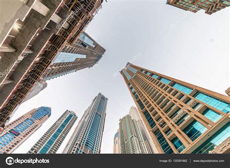 Tall skyscrapers of Dubai Marina — Stock Photo © jovannig #135391662