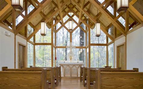 Belmont Abbey_St Joseph chapel_interior_web – WGM Design