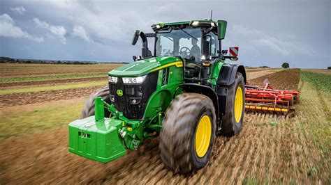 NUEVOS TRACTORES JOHN DEERE SERIE 7R POTENCIA,... - TractorPasión