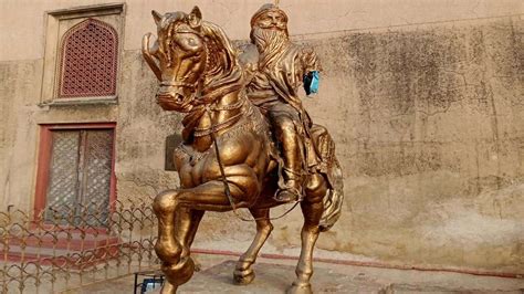 Maharaja Ranjit Singh's statue vandalised in Lahore, one teenager arrested