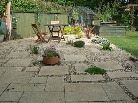 Paving And Gravel Garden Ideas - Image to u