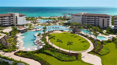 Family-Friendly Resort in Riviera Cancun | Dreams Playa Mujeres Golf ...