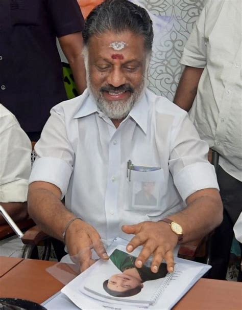 Tamil Nadu Chief Minister O Panneerselvam Photos | Veethi