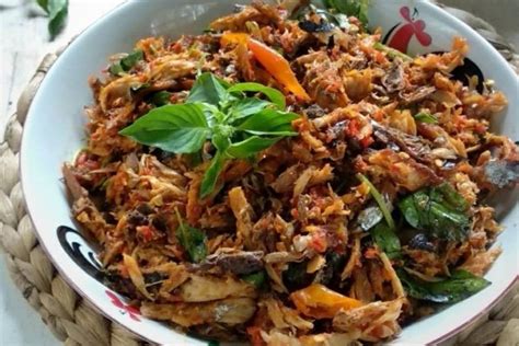 Resep Tongkol Suwir Pedas yang Sederhana, tapi Bikin Ketagihan