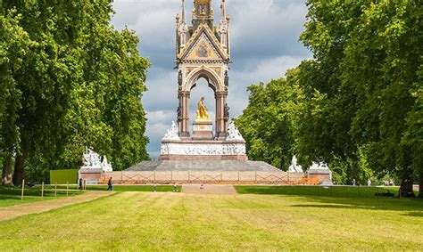 Kensington Gardens - Kensington Palace Gardens, London