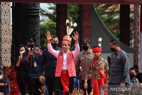 Jokowi Ungkap Istana Presiden di IKN Mulai Dibangun Desember | Asumsi