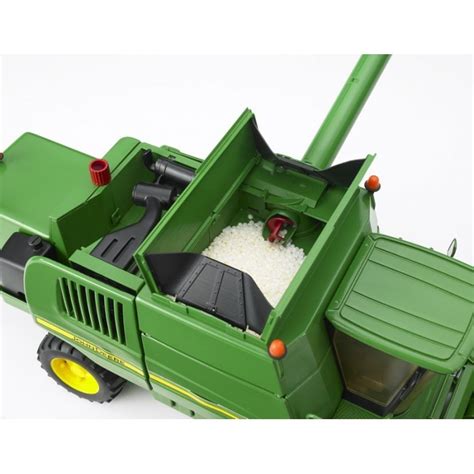 BR 1:16 John Deere Combine Harvester 24002132 - Bruder Toys