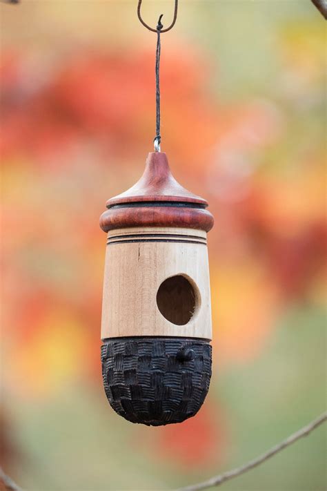 Basket Weave Hummingbird House