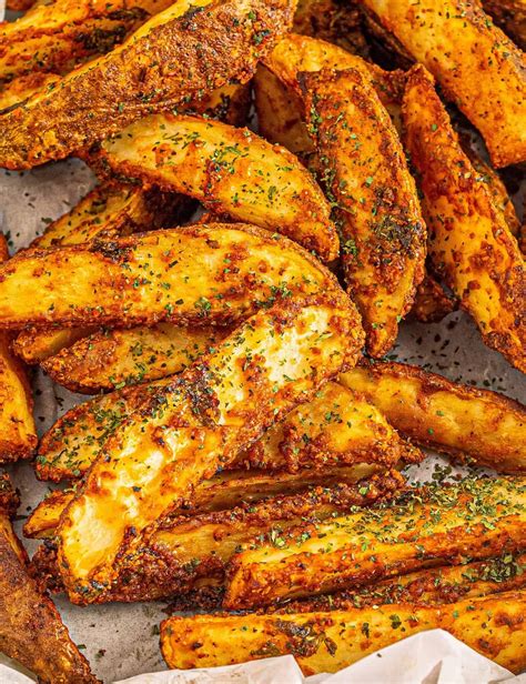 Seasoned Baked Potato Wedges - The Chunky Chef | Potato wedges baked ...