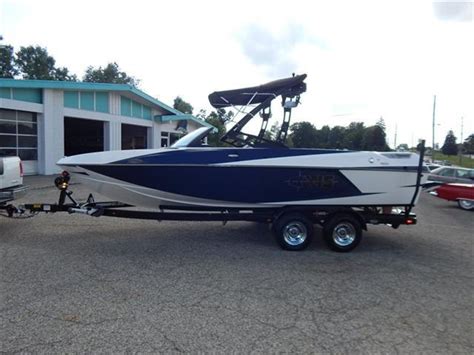 Axis T22 2014 for sale for $49,995 - Boats-from-USA.com