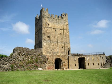 RICHMOND CASTLE