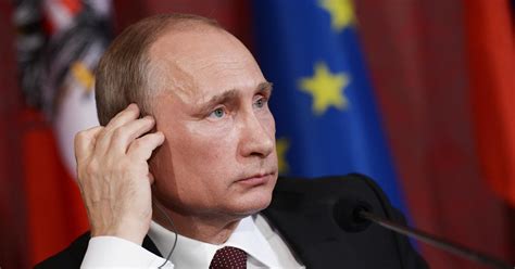 Vladimir Putin says Russia does not want to split the European Union