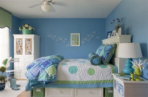 Inspiration for Teenage girls Bedroom design ~ Small Bedroom