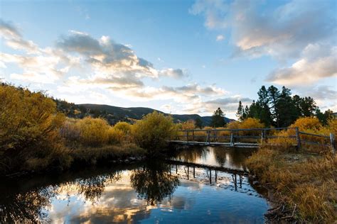 Dude Ranches Near Colorado’s Famous Natural Wonders