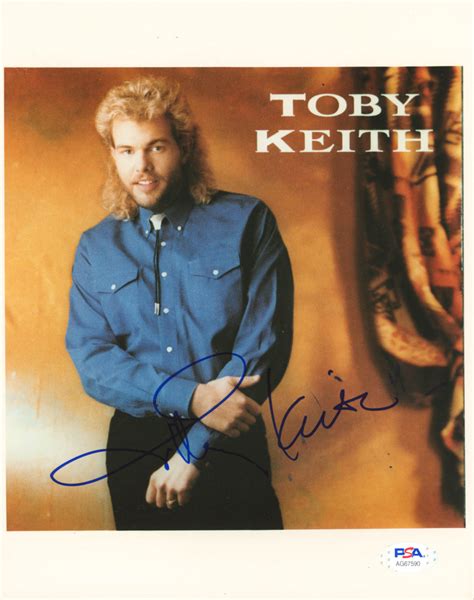 Toby Keith Signed 8x10 Photo (PSA Hologram) | Pristine Auction