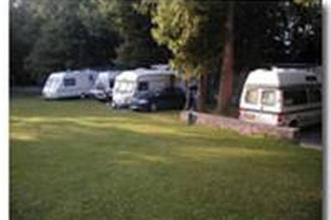 Campingplatz Lough Ennell C & C Park in Leinster - camping.info