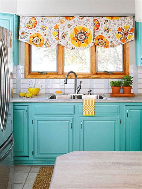 25 Catchy And Bold Blue And Yellow Kitchens - DigsDigs