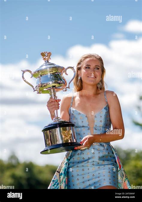 Sofia kenin american tennis hi-res stock photography and images - Alamy