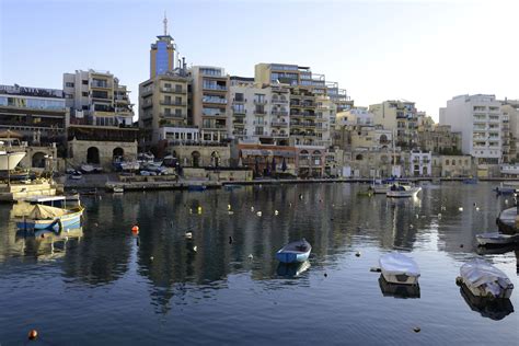 St Julian - Spinola Bay (1) | Mdina & North | Pictures | Malta in Global-Geography