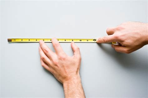 How to Use a Tape Measure (and Read Its Results) - Bob Vila