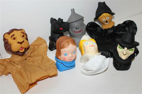 Vintage Wizard of Oz Set 7 Puppets Ivory Snow Premium | Puppets, Hand ...