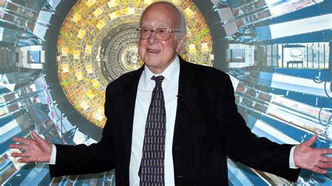 Muere Peter Higgs, el físico que planteó la existencia de la “partícula de Dios” – Telemundo ...