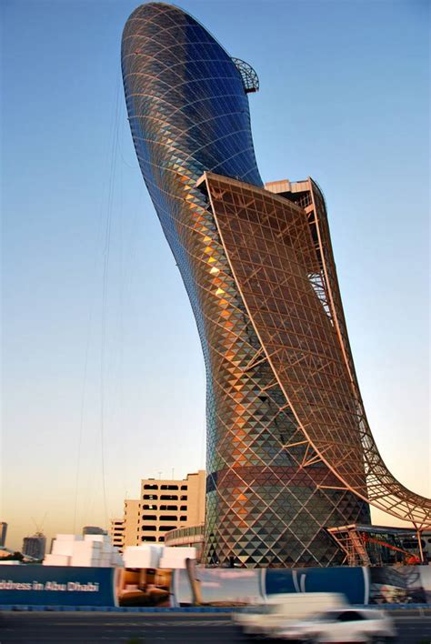 fun4rest: The Leaning Tower of Abu Dhabi — Capital Gate Building