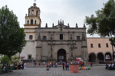 Best Neighborhoods in Mexico City – Coyoacán!