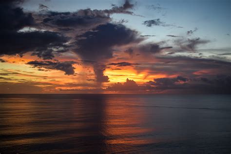 stunning view of ocean during sunset - PixaHive