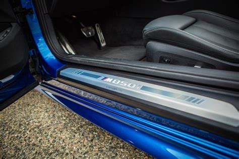 2019 BMW M850i Convertible: Grand tourer with huge curb appeal - CNET