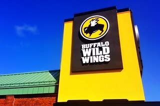 Buffalo Wild Wings | Buffalo Wild Wings Restaurant Sign Pics… | Flickr