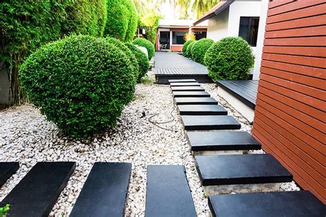 30 Walkway Ideas For Inspiration | Trees.com