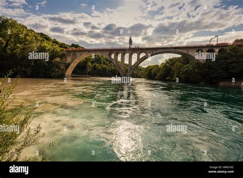 Confluence of the Rhone and Arve Rivers in Geneva. Geneva Stock Photo: 136125148 - Alamy