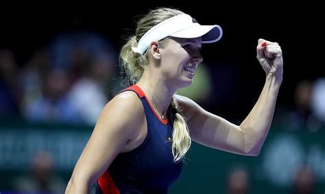 Wozniacki battles past Kvitova in group stages of WTA finals | Daily Mail Online