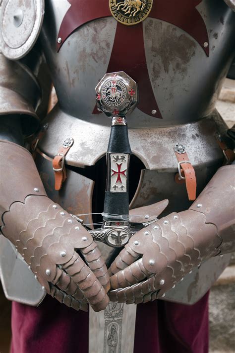 What Fuels Our Fascination With the Knights Templar? - History in the Headlines