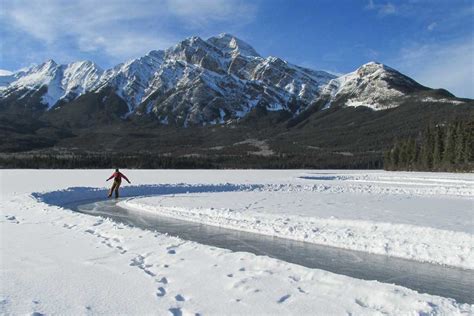 5 Top Activities for winter | All about Jasper National Park