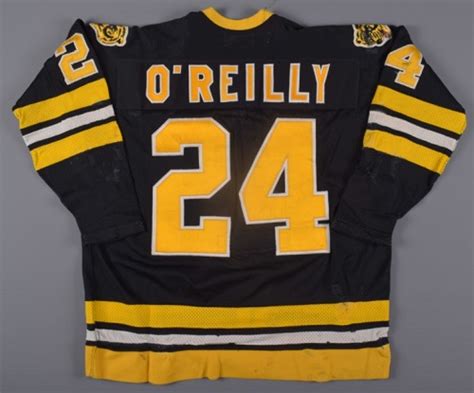 Frosty's Hockey World - Boston Bruins Jersey History - 1976-1977