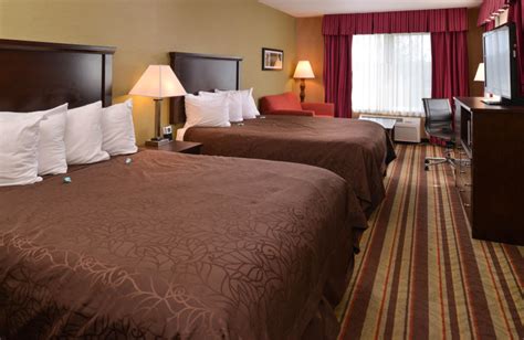 Wilsonville Inn & Suites (Wilsonville, OR) - Resort Reviews - ResortsandLodges.com