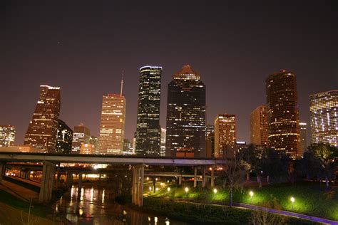 Photos and More of Houston's Pretty Skyline