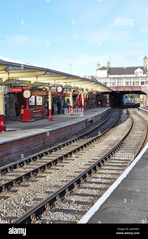 Keighley Railway station, KWVR 2, Keighley and Worth Valley Railway Stock Photo - Alamy