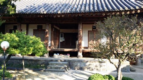 Hanok Architecture with its “Sustainable” Charm